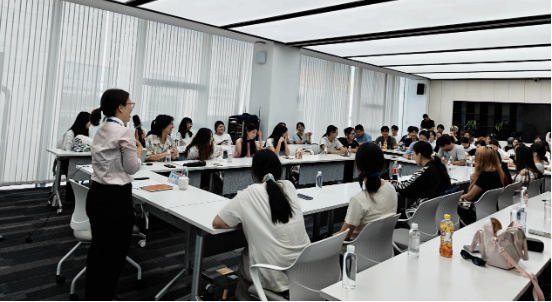 Vieraile Quangong Co., Ltd:ssä ja tutustu älykkään tiilenvalmistuksen salaisuuksiin